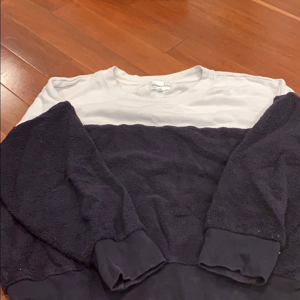 SoulCycle x Sundry sweater